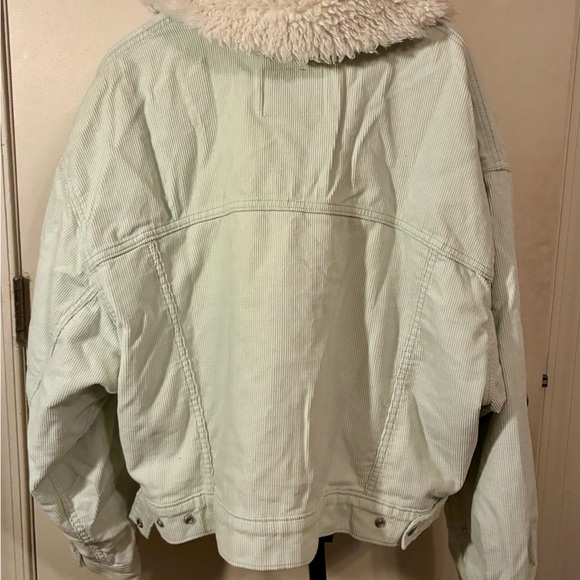 Levi's Mint Green Corduroy Sherpa Collar Cropped Trucker Jacket Grunge EUC XL - Picture 8 of 11